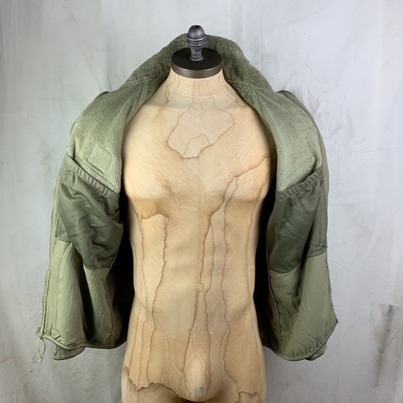 Army Gen III Coyote Fleece Jacket - Picture 5 of 8